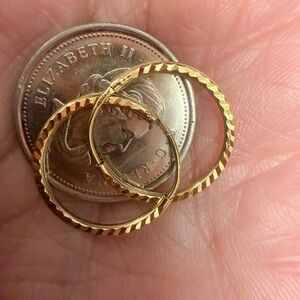 18K Gold Textured Hoop Earrings 1.2g